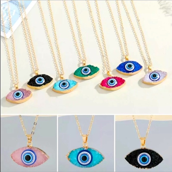 - NEW, Fuchsia Turkish Evil Eye Pendant & Golden Chain Necklace. - Picture 12 of 12